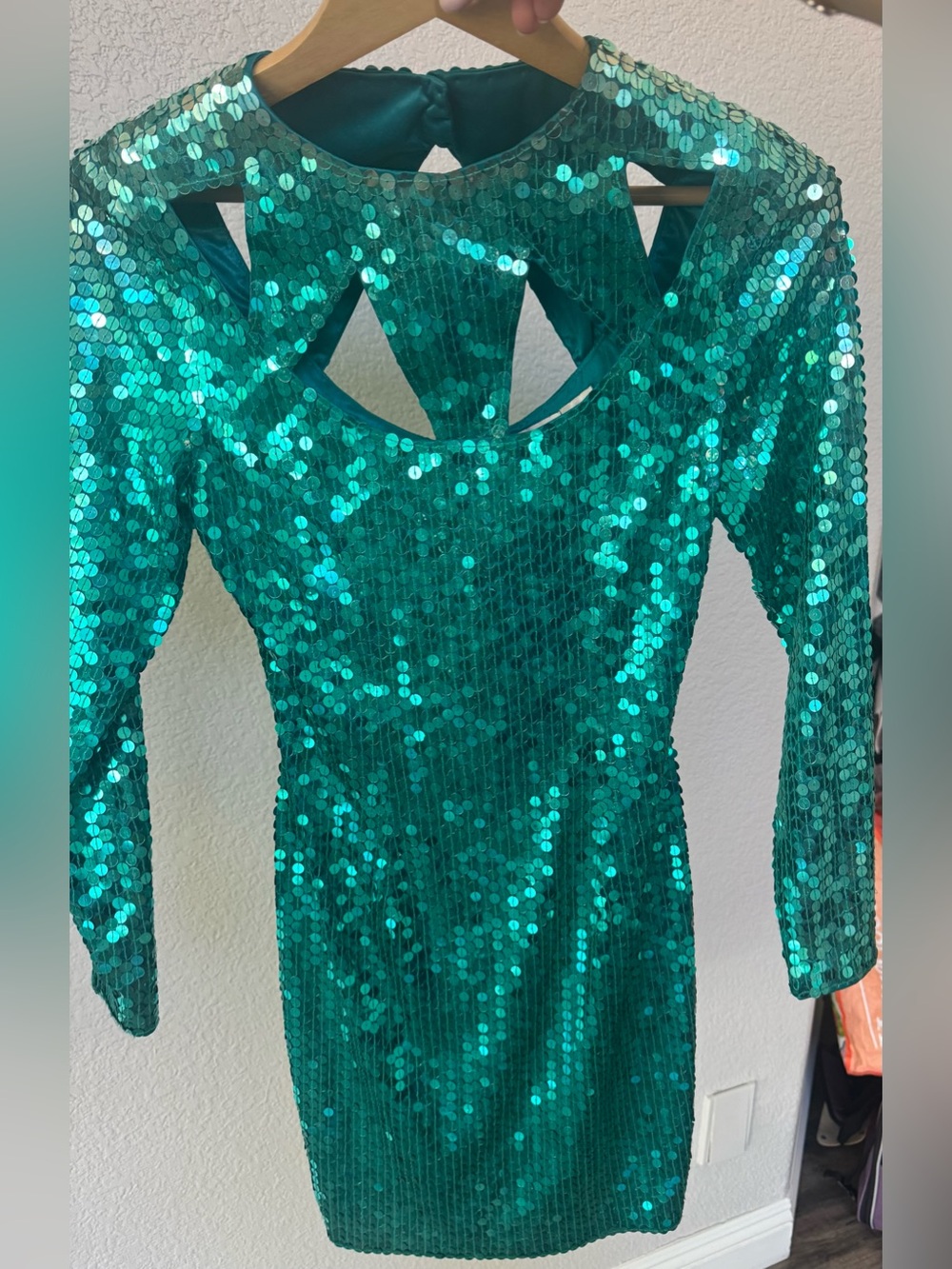 Vintage 1980’s Disco dress Green Sequin Long-Sleeve Party Dress